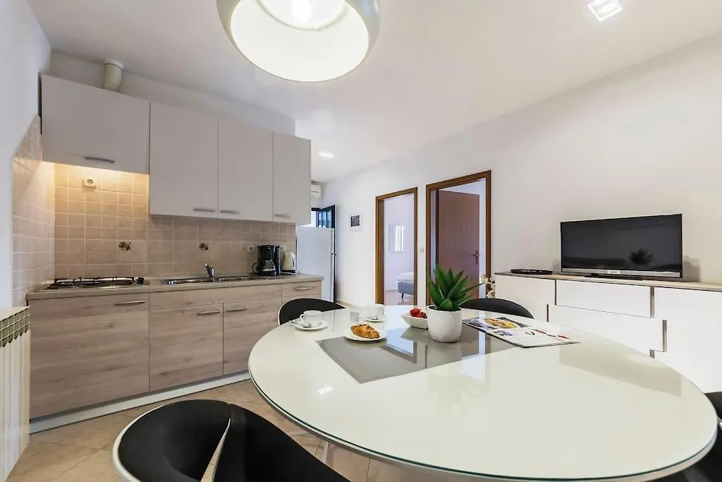 Apartment Zulijani A6 Rabac Croatia