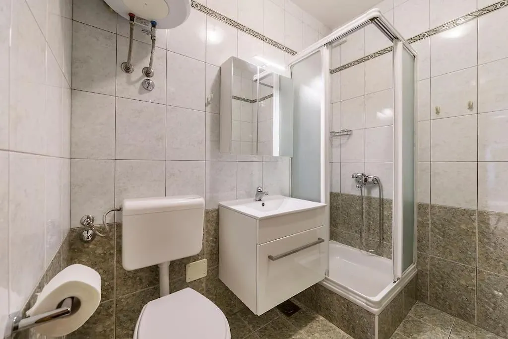 Apartment Zulijani A6 Rabac 0*,  Croatia